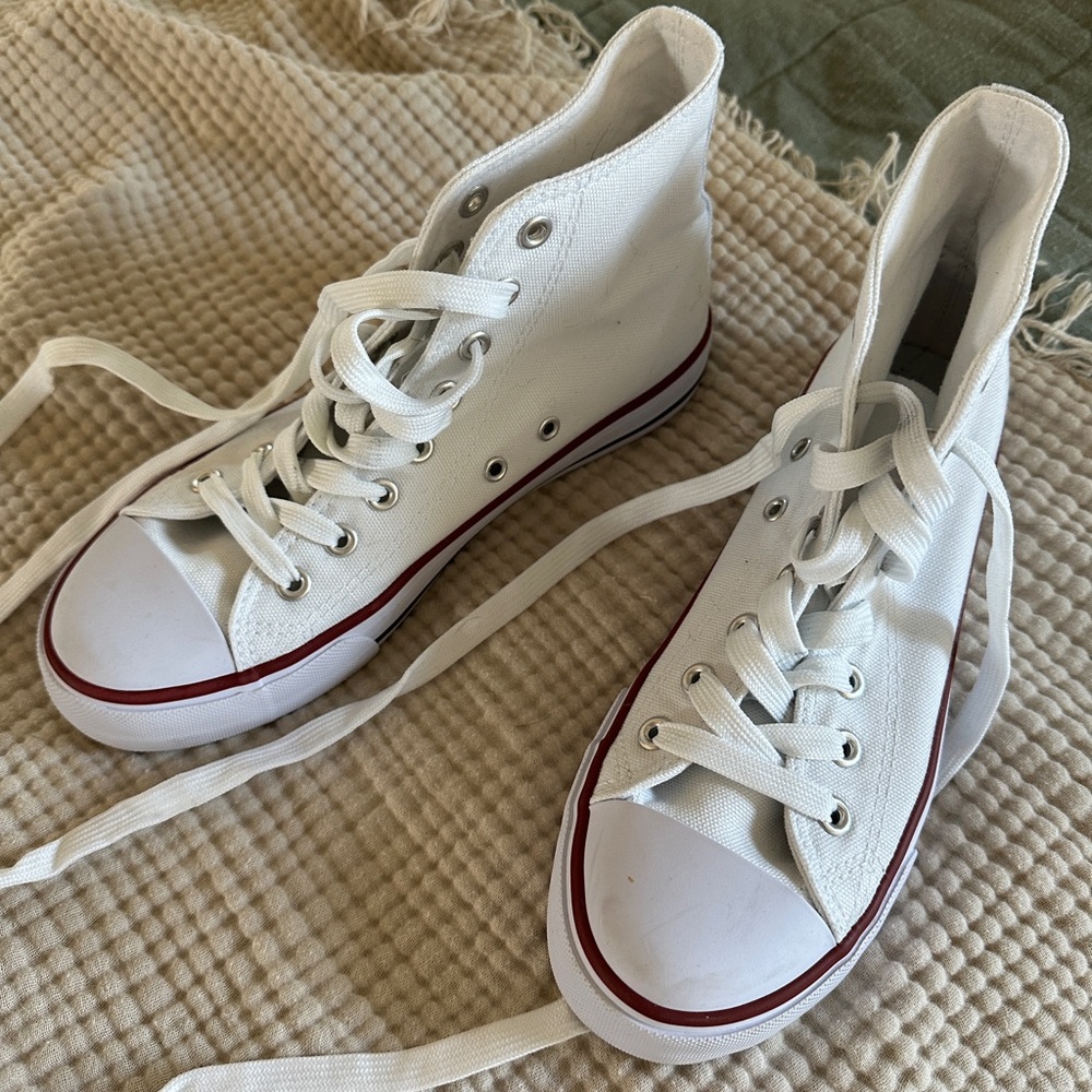 Women’s High Top Canvas Sneaker, White, Size 6